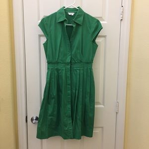 Green button dress